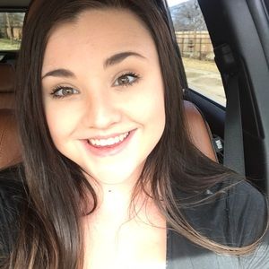 Meet your Posher, Ali